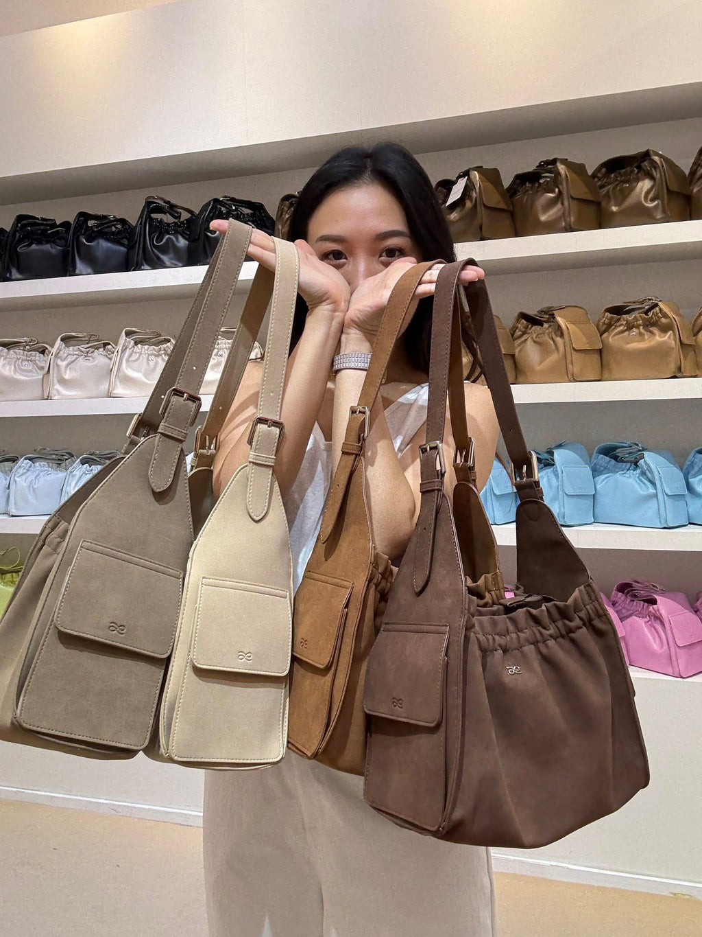 Yumi Bond - Suede PU