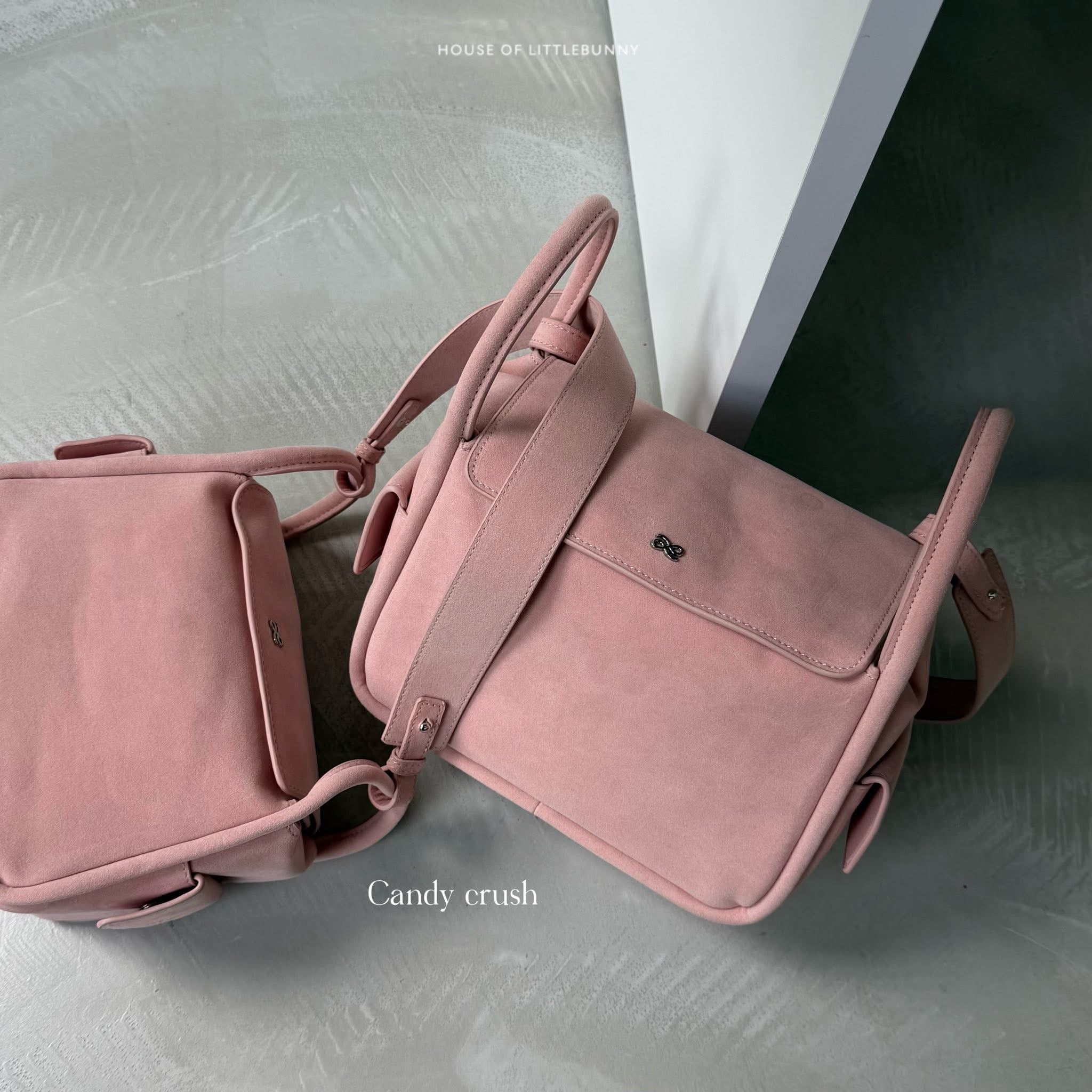 Treasure de reve 24 - Suede PU