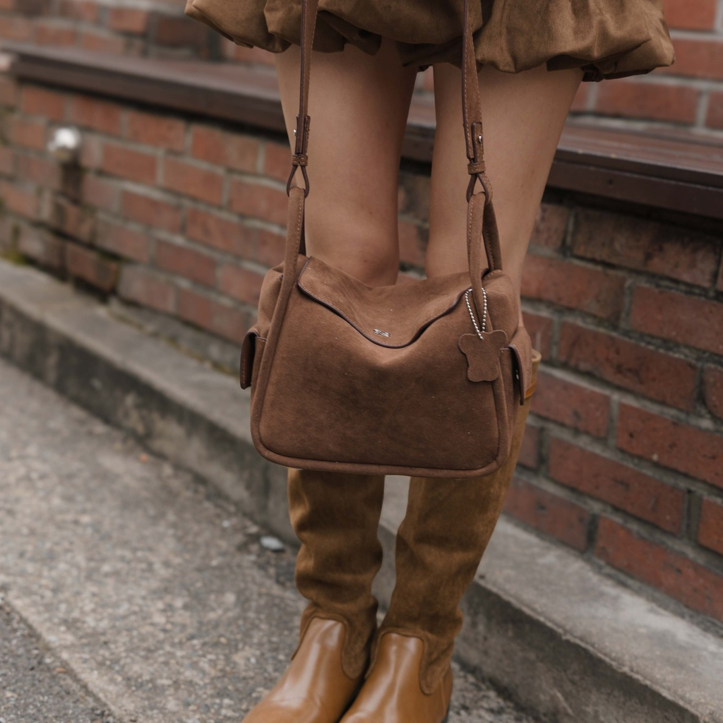 Treasure de reve 22 - Suede PU